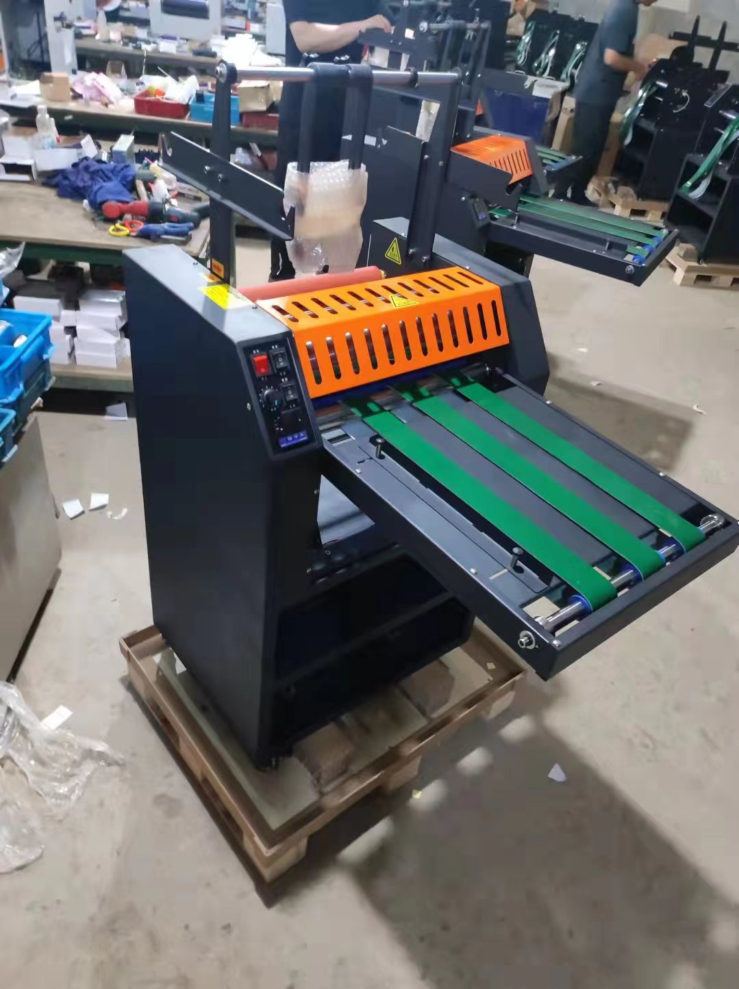 2 A3 A4 Hot and Cold Laminatin - огляд і ціна Laminator A3 Hot