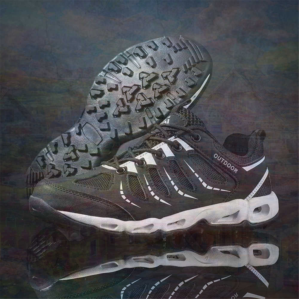 Sumer Round Tip Silver Sneaker - огляд і ціна The Office Tech